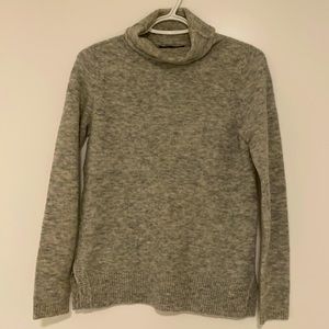 Banana Republic turtleneck sweater XS